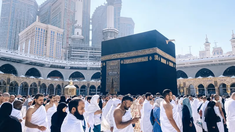 Pilgrims around the Kaaba